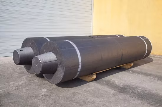 Électrode de graphite UHP de vente chaude 600 mm
